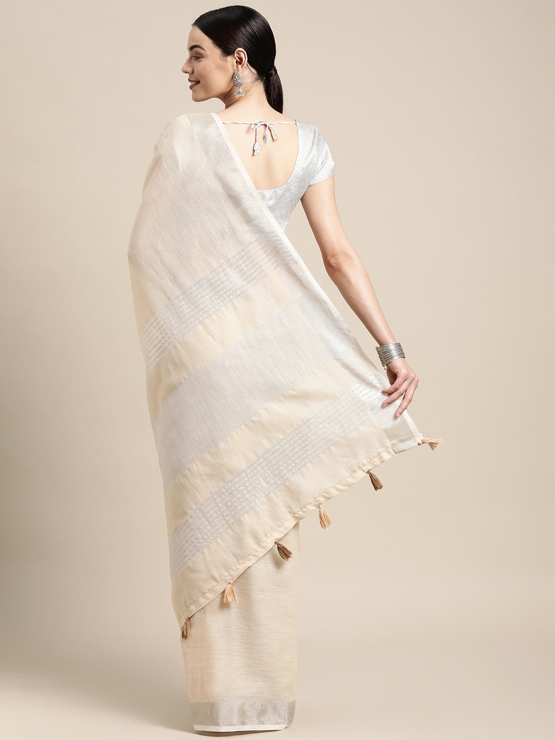 Elegant Beige Woven Linen Saree with Contrast Zari Border & Tassels – Soft & Breathable Party Wear
