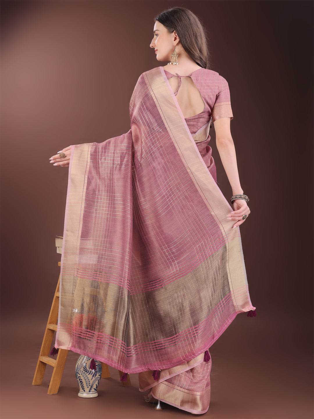 Astita Pink Organza Saree with Gold Checked Design β Elegant & Classy Traditional Wear for Formal & Festive Occasions