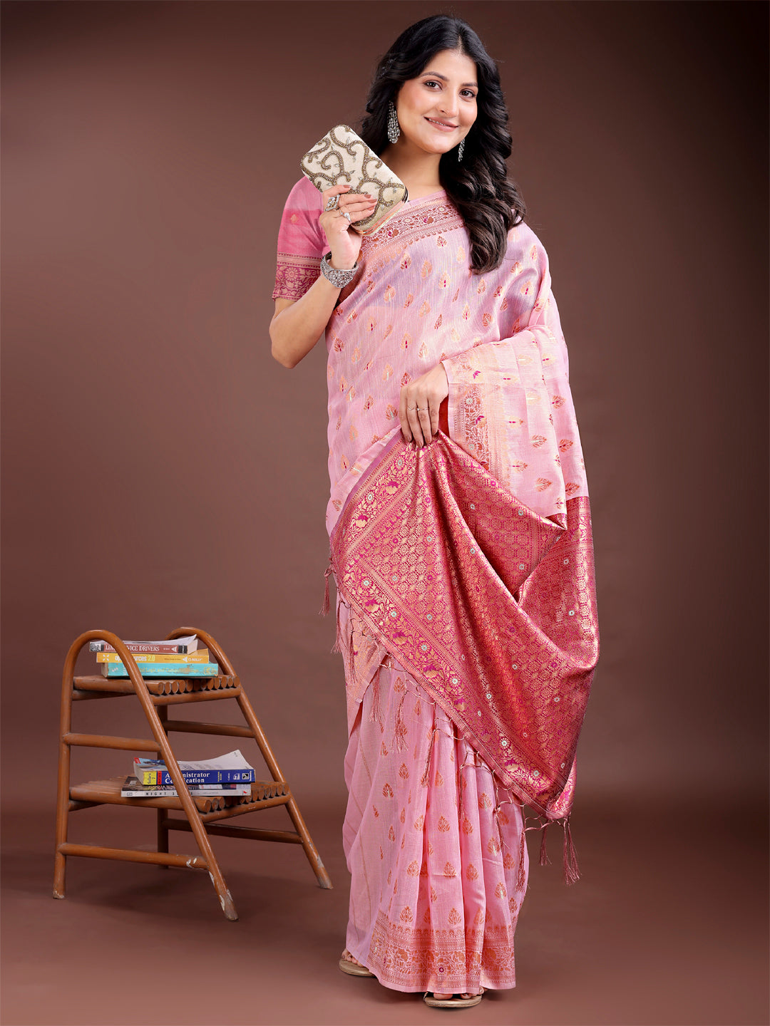 Astita Elegant Pink Cotton Saree with Contrast Pallu – Perfect Blend of Tradition & Comfort