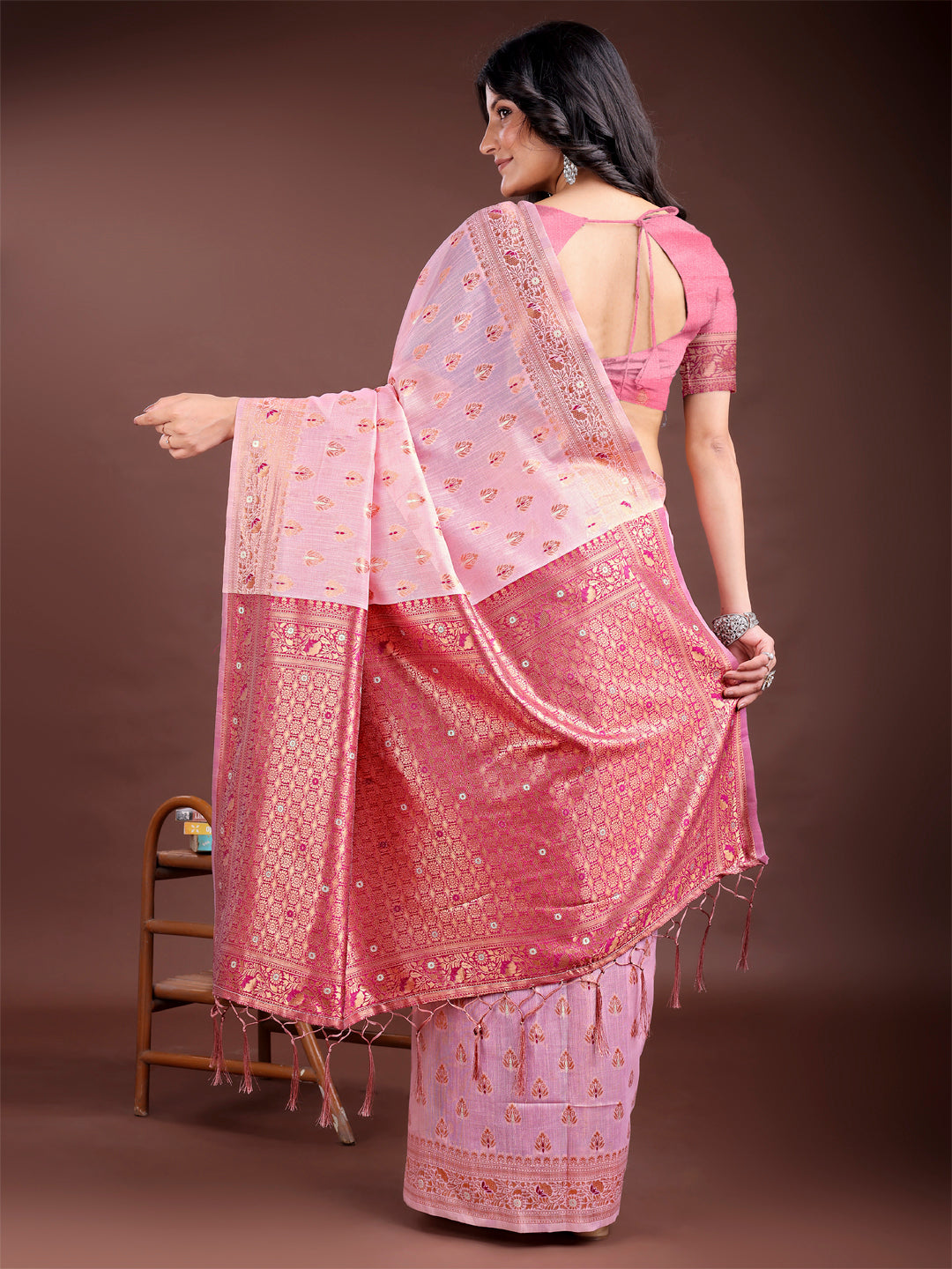 Astita Elegant Pink Cotton Saree with Contrast Pallu – Perfect Blend of Tradition & Comfort
