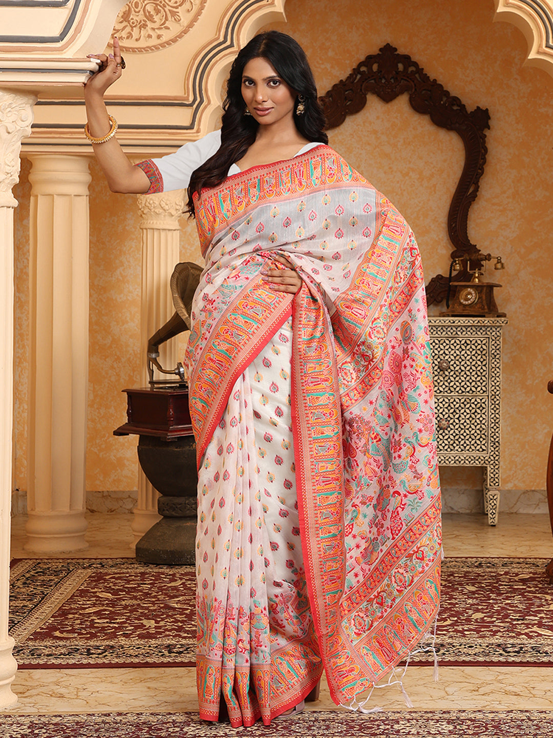 Astita Graceful Woven Linen Cotton Saree with Intricate Traditional Patterns and Tassel Detailing – Lightweight Ethnic Saree for Festive, Office & Everyday Elegant Look