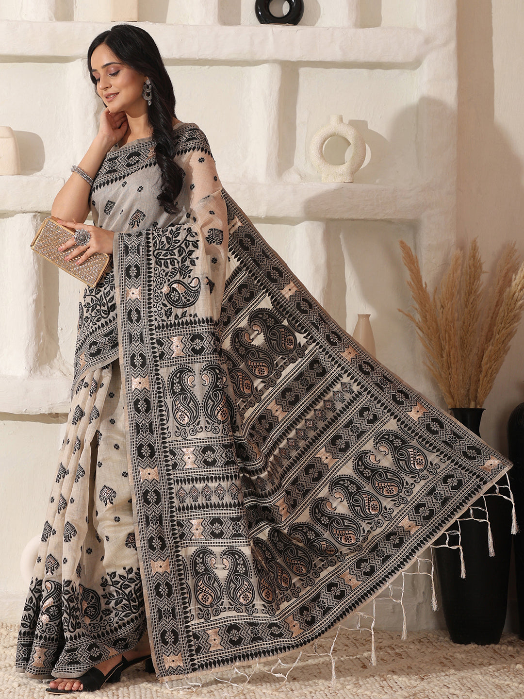 Astita Elegant Woven Linen Cotton Saree for Durga Puja & Diwali | Ethnic Motif Design with Rich Zari Border | Soft, Breathable, Festive-Ready Traditional Drape