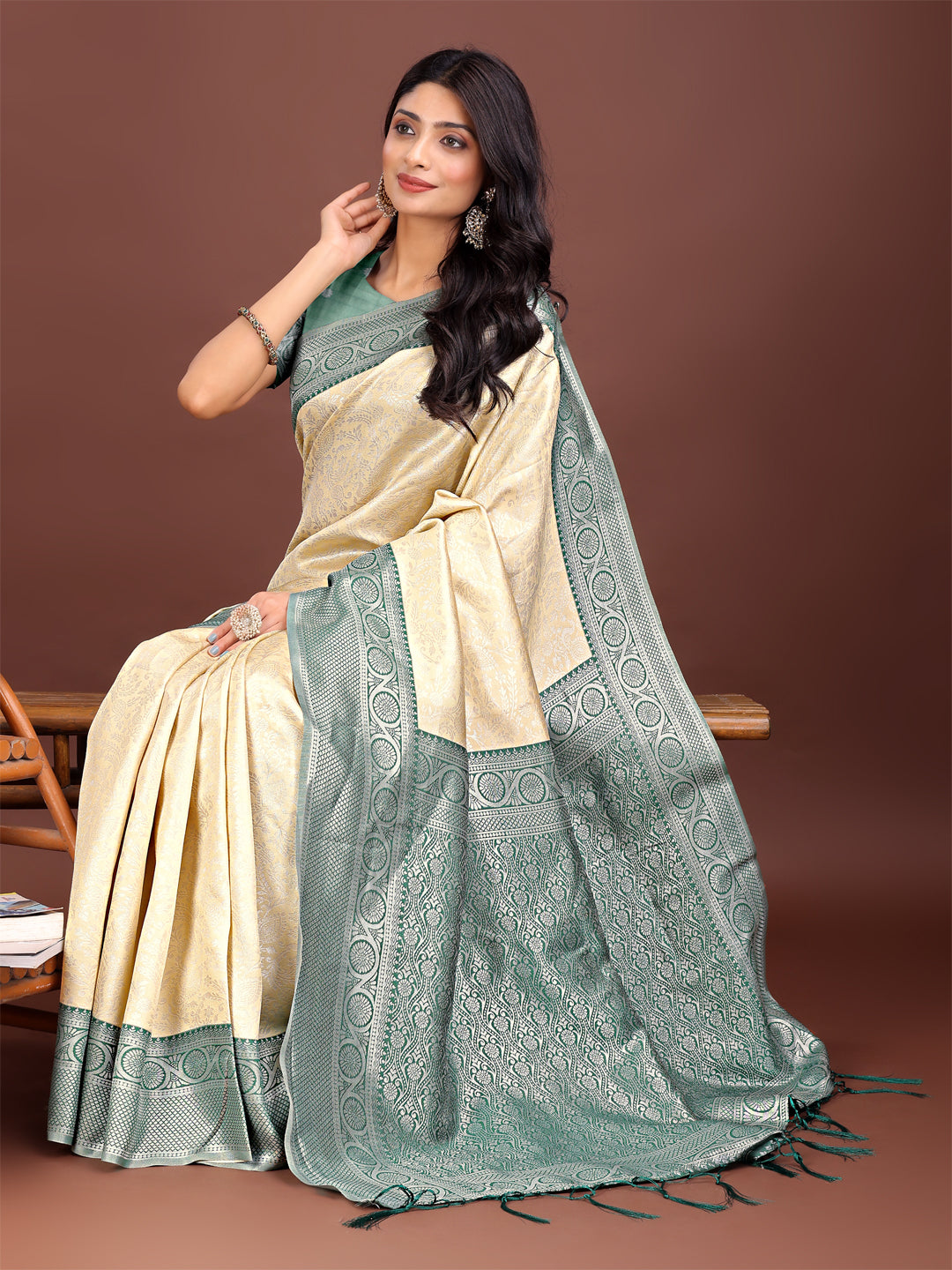 Astita Graceful Cream & Green Banarasi Silk Saree with Rich Zari Woven Border – Traditional Elegance for Celebrations
