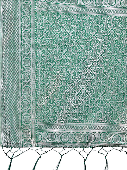 Astita Graceful Cream & Green Banarasi Silk Saree with Rich Zari Woven Border – Traditional Elegance for Celebrations