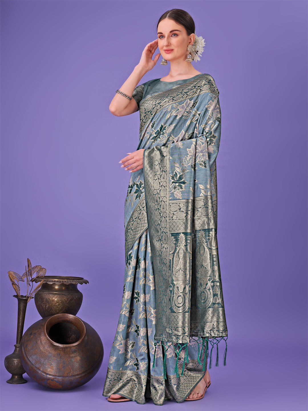 Astita Elegant Teal Floral Lichi Silk Saree with Zari Weaving and Rich Pallu – Wedding & Festive Wear Saree