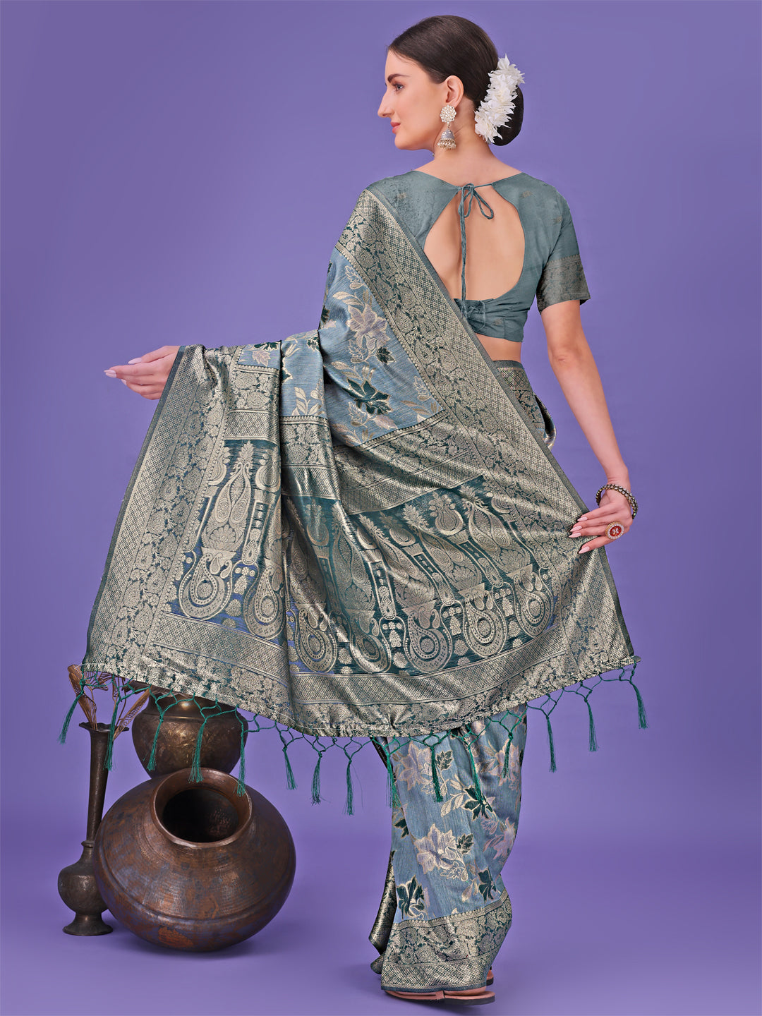Astita Elegant Teal Floral Lichi Silk Saree with Zari Weaving and Rich Pallu – Wedding & Festive Wear Saree