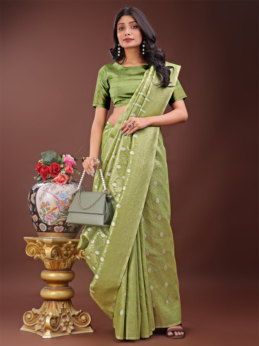 Astita Elegant Light Green Linen Saree with Silver Zari Butta & Pallu – Daily Wear | Festive Look | Soft Feel
