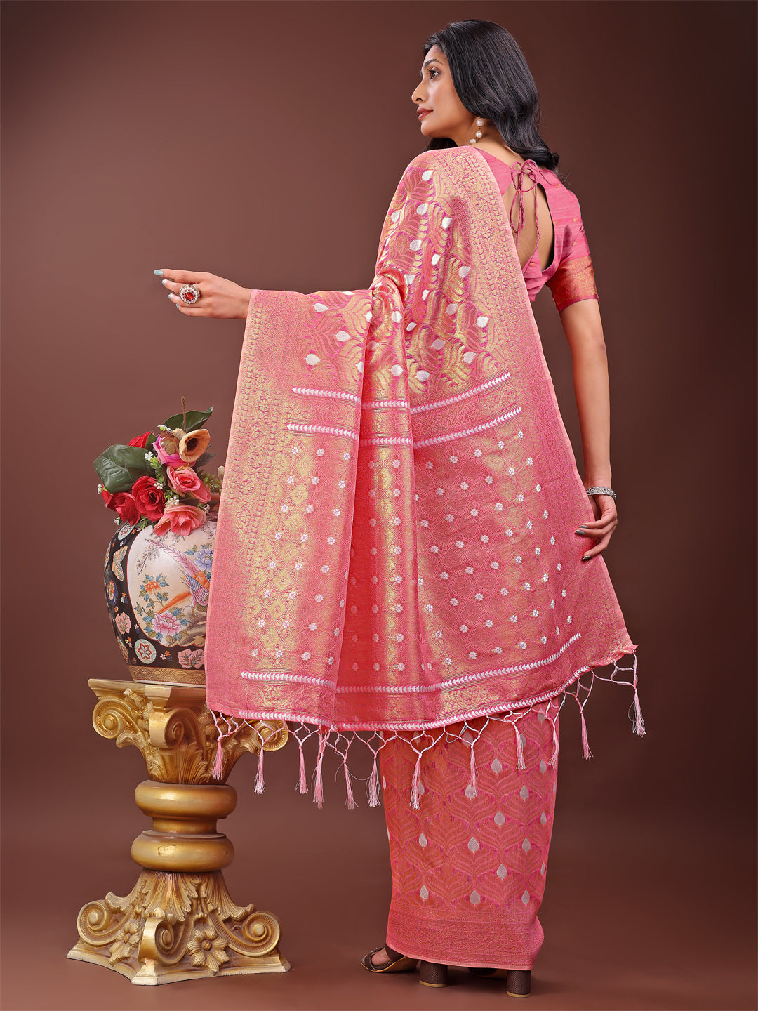 Astita Elegant Pink Linen Saree with Silver Zari Butta & Pallu – Daily Wear | Festive Look | Soft Feel