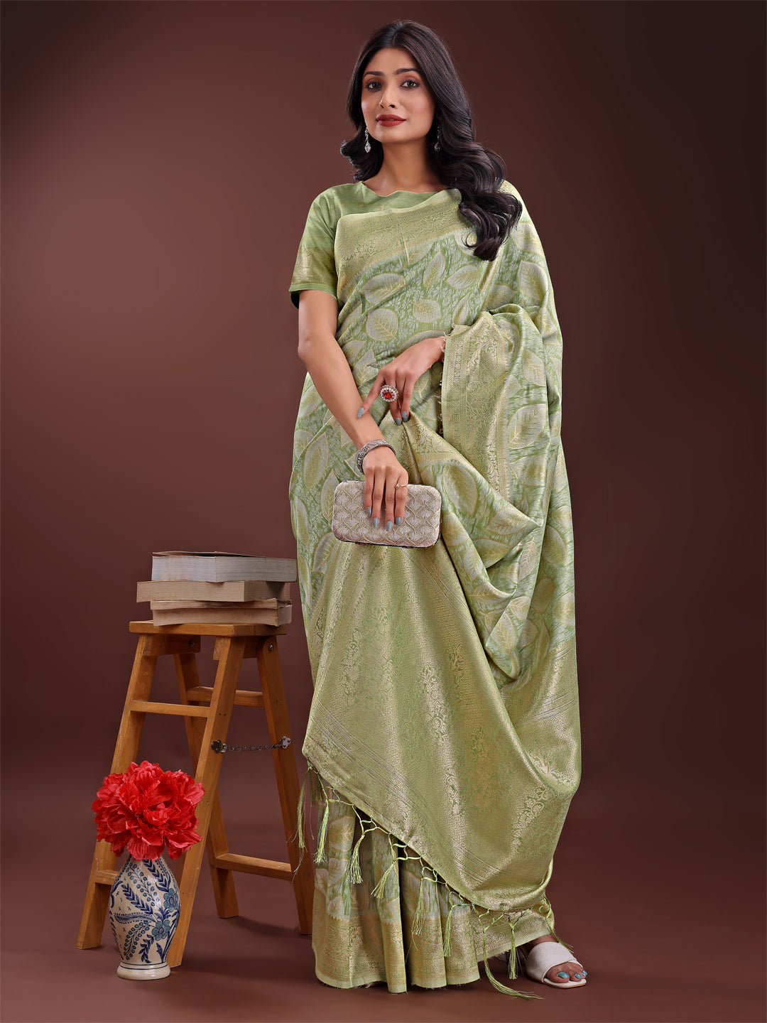 Astita Light Green Linen Cotton Saree with Golden Zari Leaf Design & Elegant Pallu – Festive | Office | Daily Wear