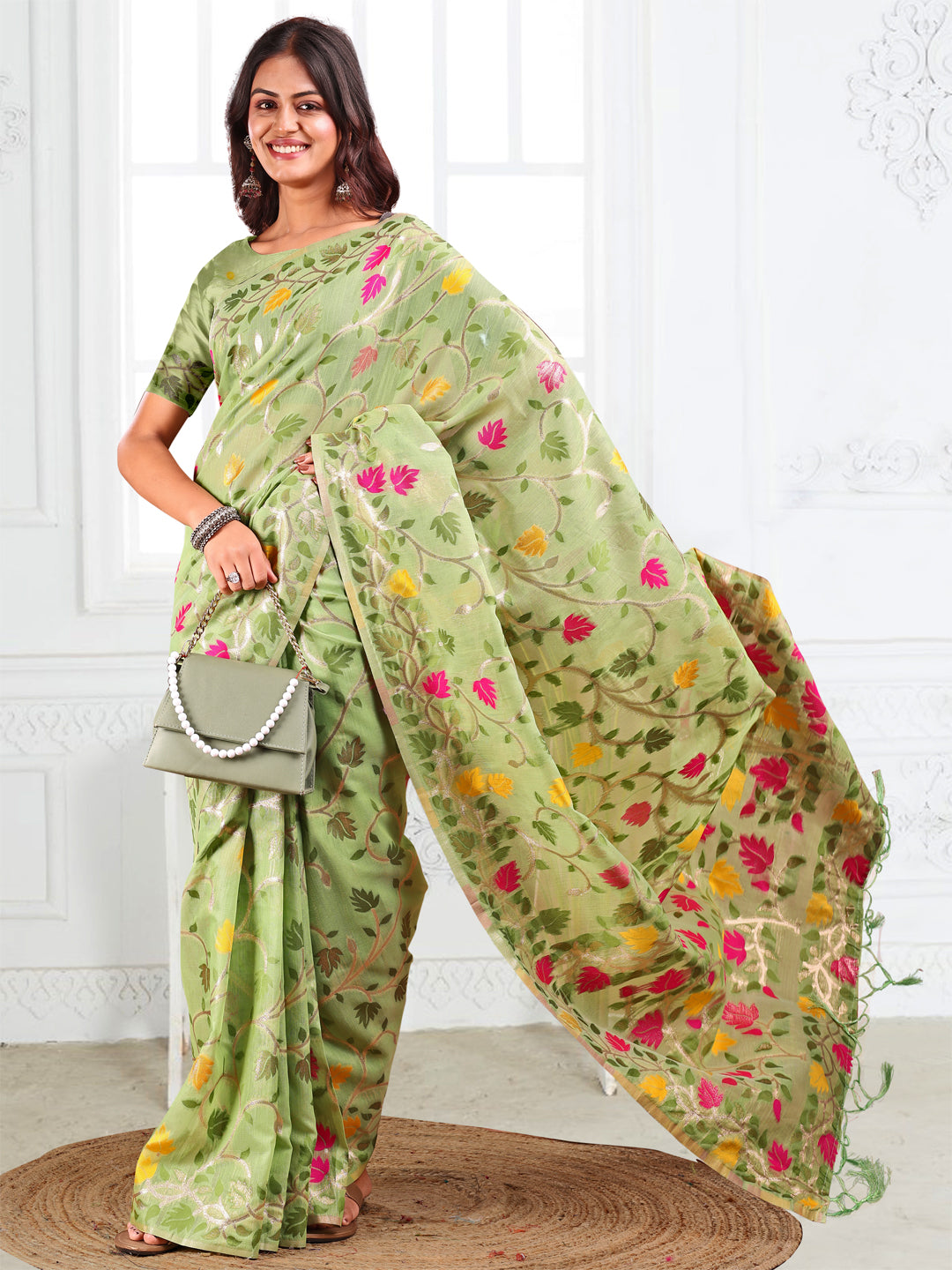 Astita Light Green Floral Linen Cotton Saree with Zari Detailing & Printed Pallu – Lightweight Traditional Saree for Festive & Daily Elegance