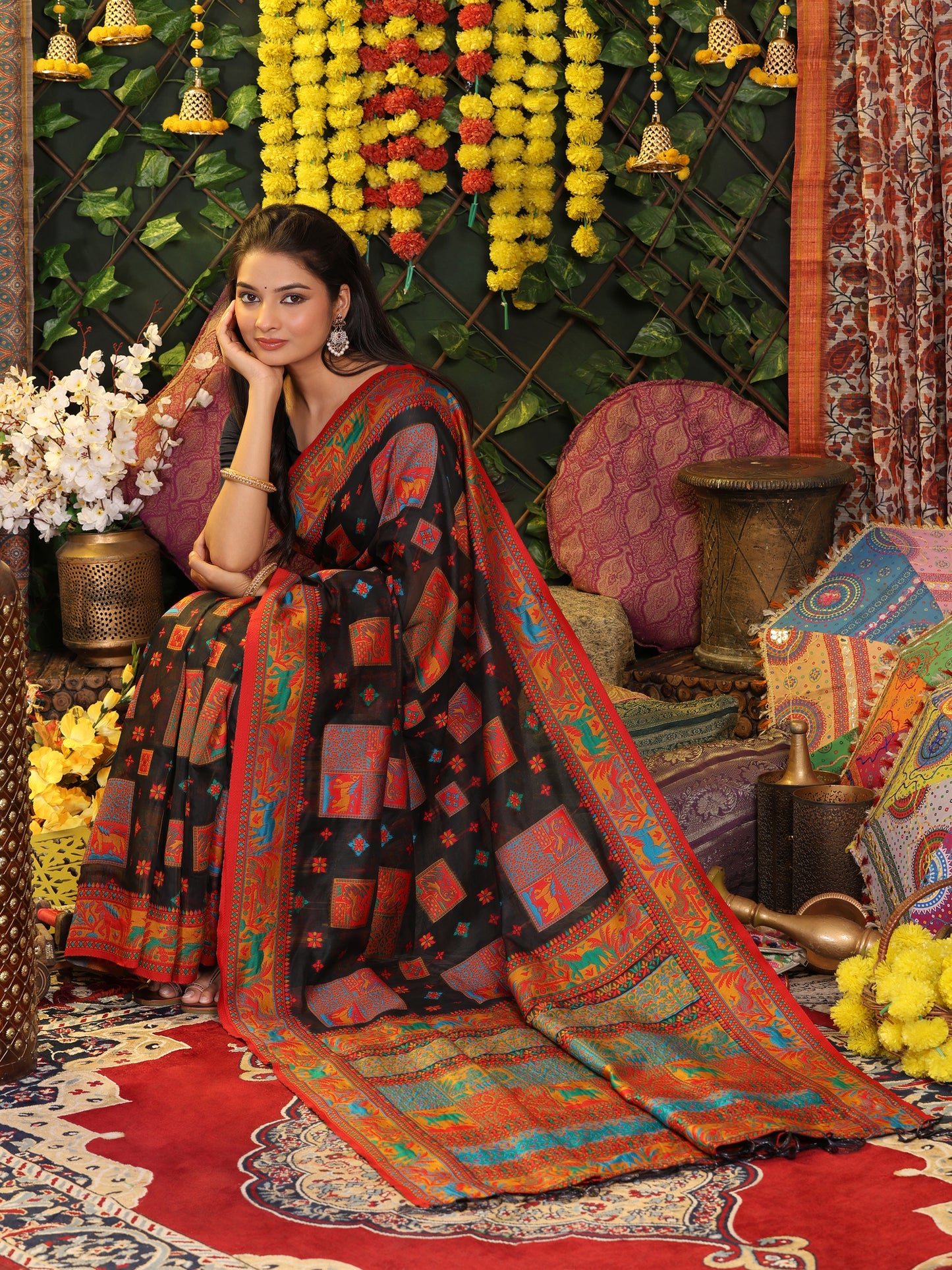 Astita Black Linen Cotton Saree with Multicolor Ethnic Print – Soft & Lightweight Saree for Festive, Daily, and Office Wear