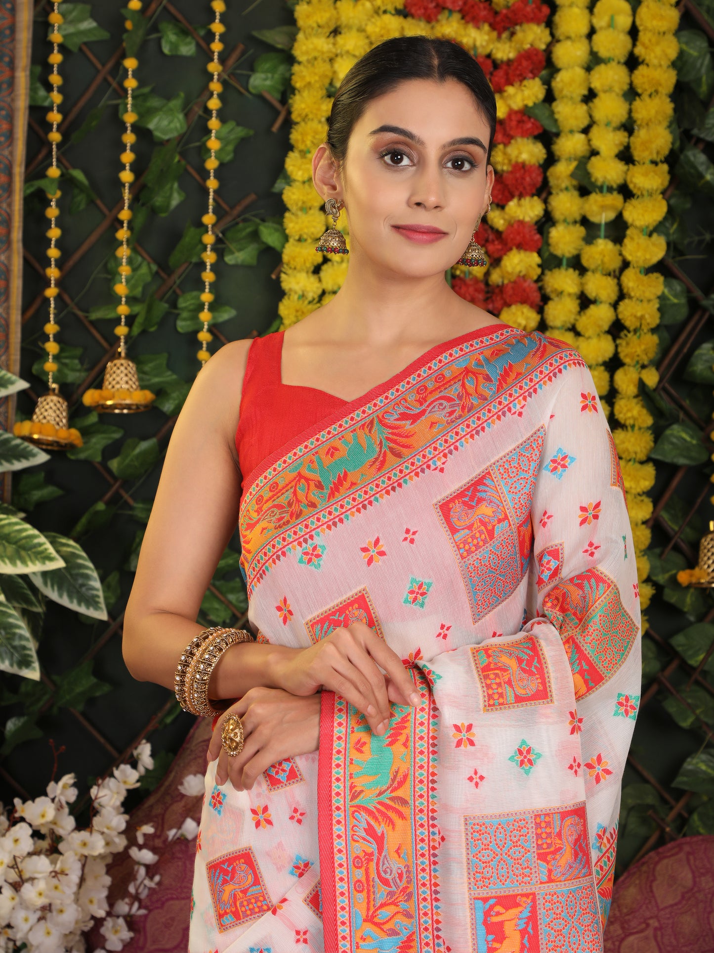 Astita White Linen Cotton Saree with Multicolor Ethnic Print – Soft & Lightweight Saree for Festive, Daily, and Office Wear