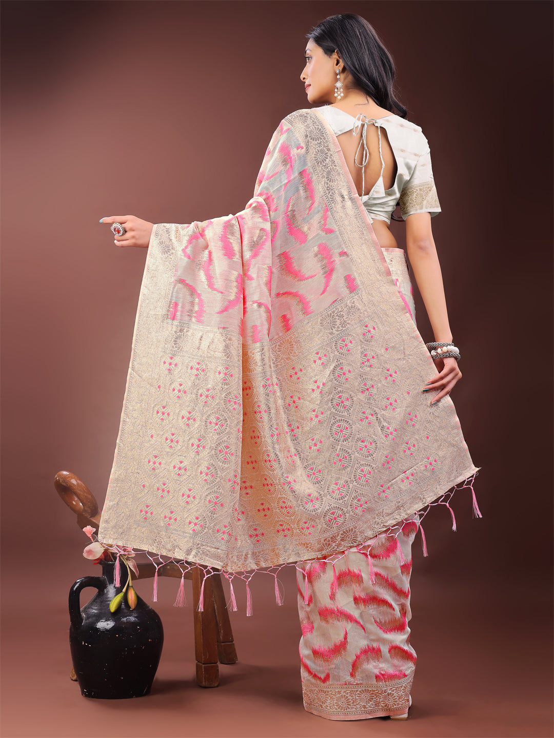 Astita Elegant Beige & Coral Linen Saree with Zari Border and Abstract Pattern – Premium Festive & Office Wear