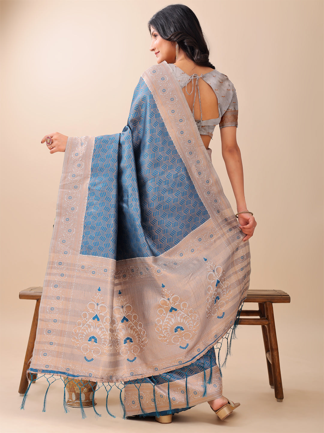 Astita Graceful Blue & Beige Lichi Silk Saree with Elegant Woven Pallu – Timeless Beauty for Every Occasion