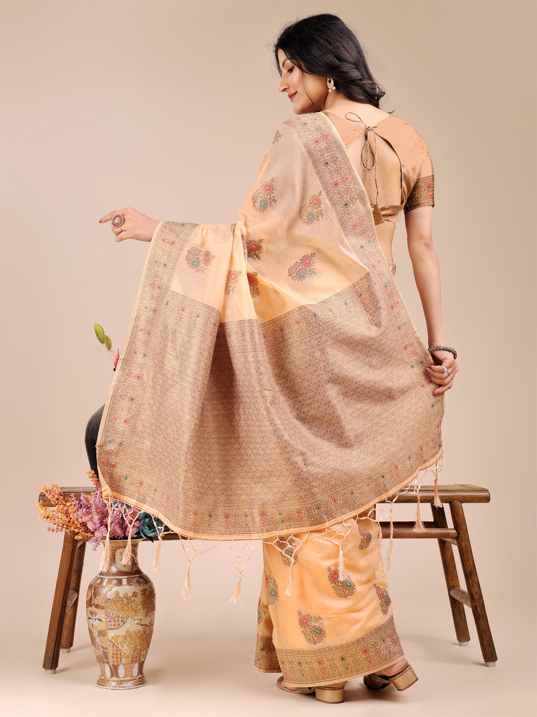 Astita Elegant Peach Cotton Saree – Timeless Charm with Floral Detailing