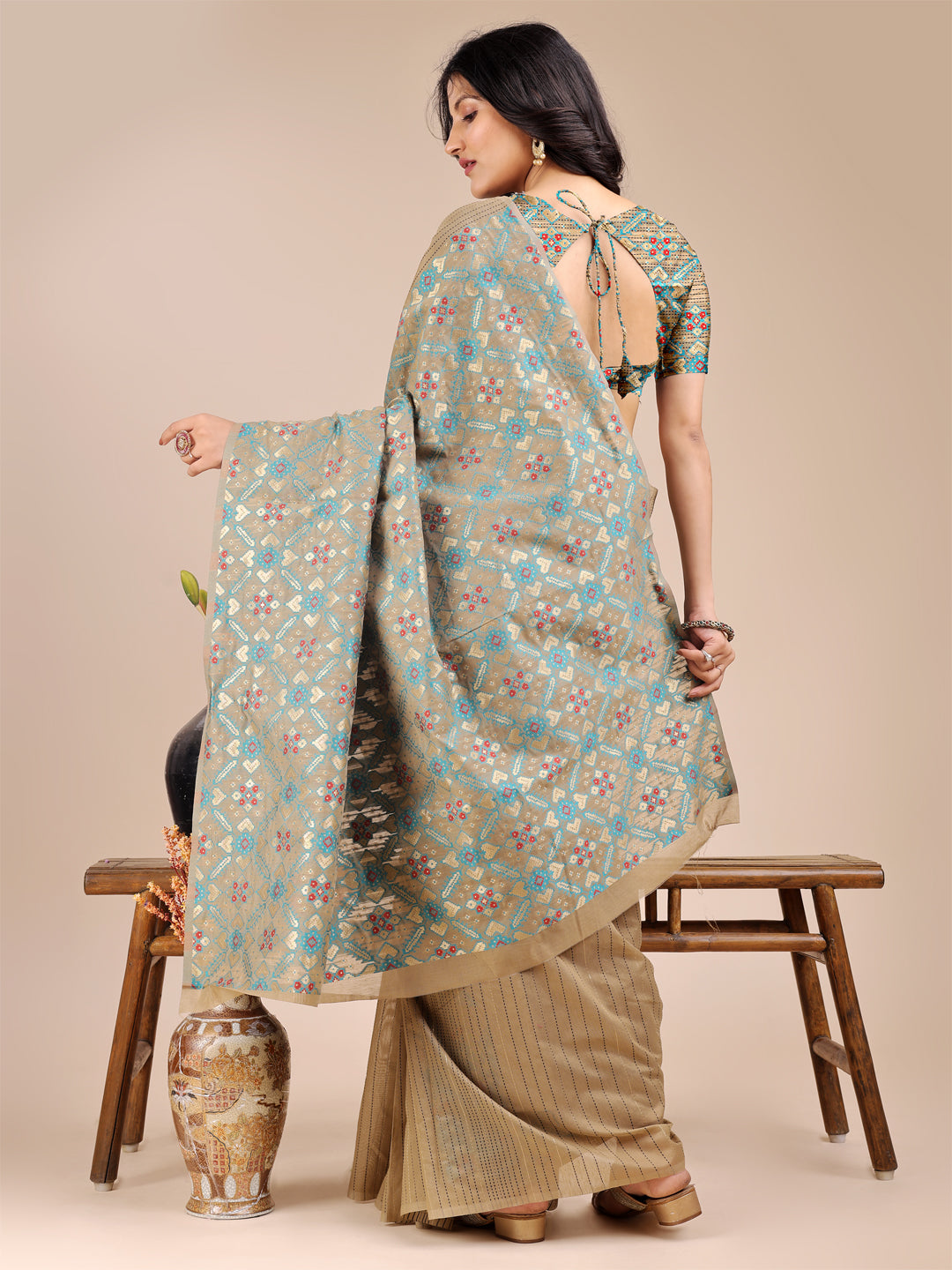 Astita Soothing Beige Cotton Saree – Light, Elegant & Timelessly Beautiful