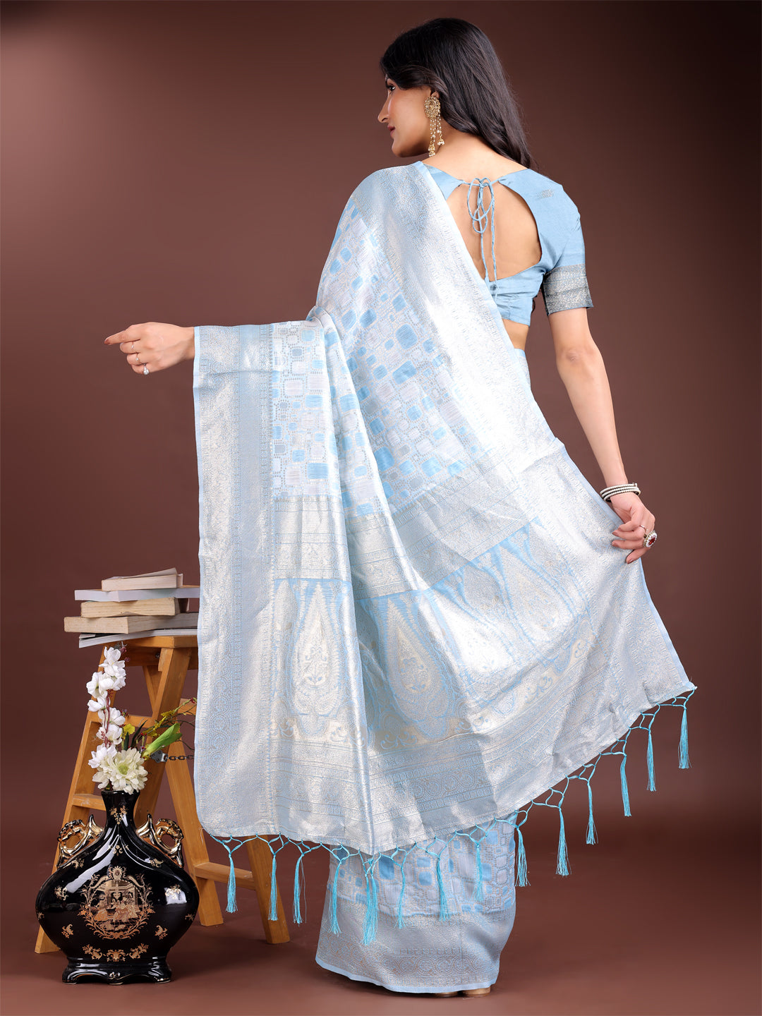 Astita Sky Blue Linen Cotton Saree – Elegant Simplicity for Everyday Grace