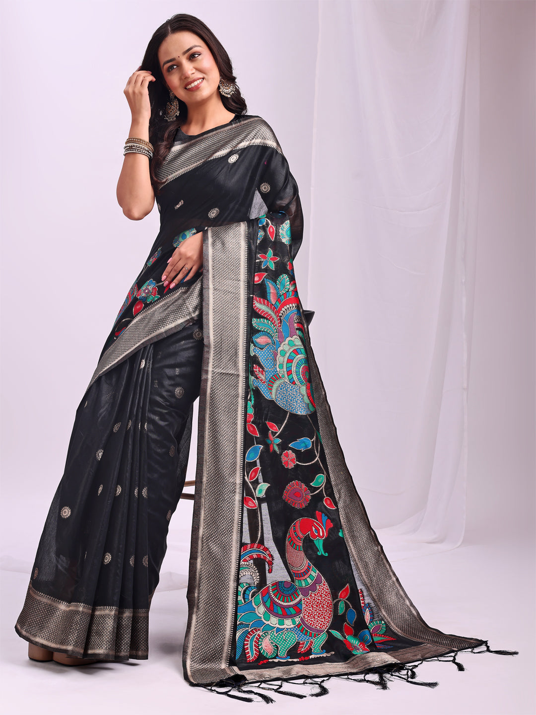 Astita Black Linen Cotton Saree with Bold Peacock Pallu – Elegant Zari Border Saree for Festive & Party Wear | Lightweight & Soft Fabric