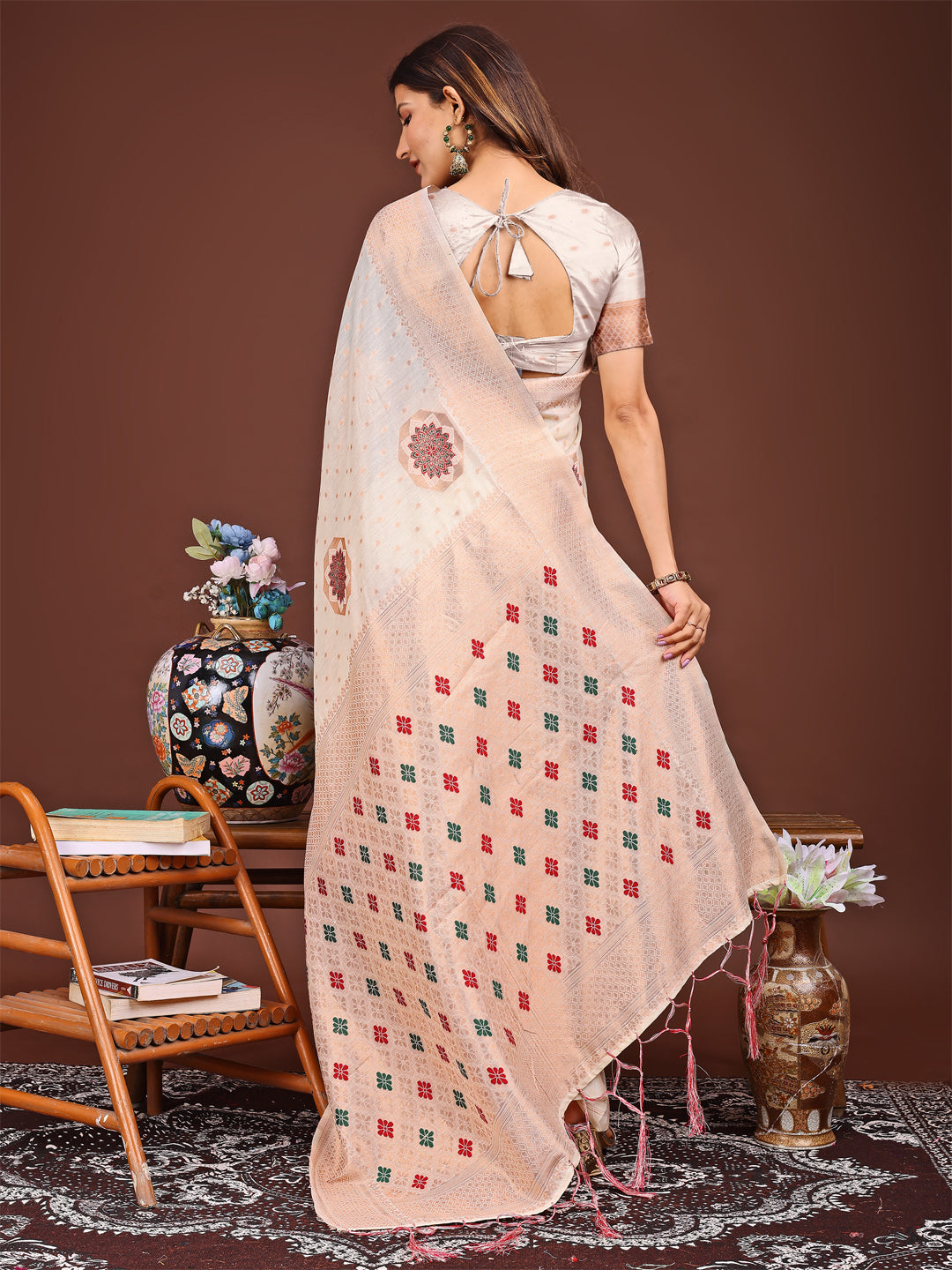 Astita Elegance Draped in Threads: White Linen Cotton Saree Woven with Serene Charm