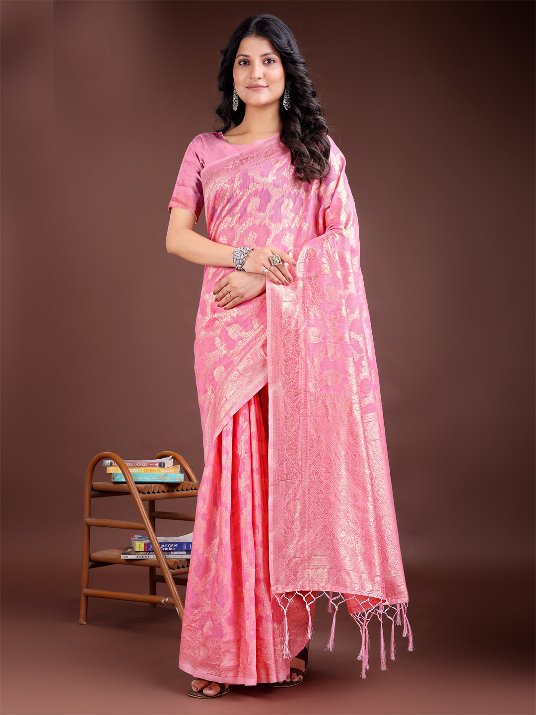 Astita Elegant Pink Linen Cotton Saree for Women – Soft Lightweight Saree with Subtle Self-Weave & Tassel Pallu