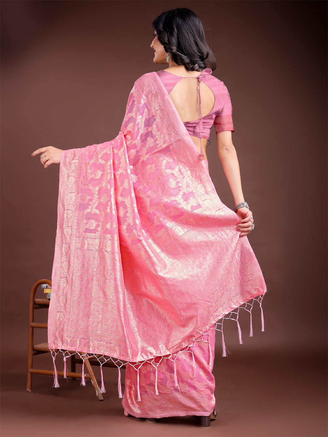 Astita Elegant Pink Linen Cotton Saree for Women – Soft Lightweight Saree with Subtle Self-Weave & Tassel Pallu