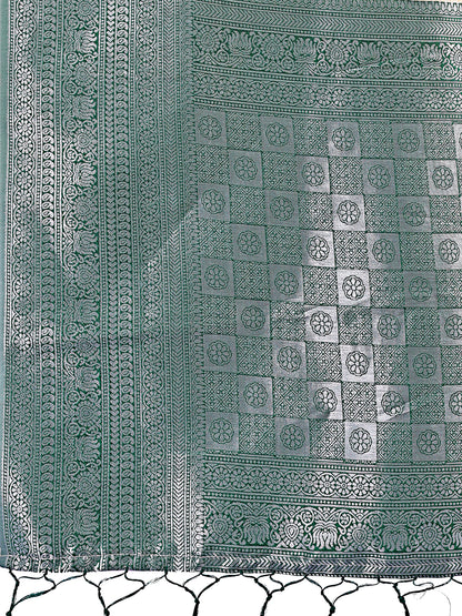 Astita Vibrant Cream & Green Lichi Silk Saree with Rich Woven Border and Contrast Blouse – Festive & Wedding Wear