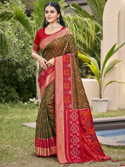 Astita Exquisite Brown & Red Pochampalli Soft Silk Saree with Grand Ikat Woven Pallu – Perfect for Weddings, Festivals & Traditional Celebrations