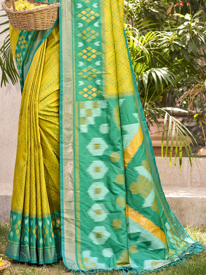 Astita Mustard Yellow & Green Pochampalli Soft Silk Saree with Traditional Ikat Woven Pallu – Perfect for Festive Celebrations & Wedding Occasions
