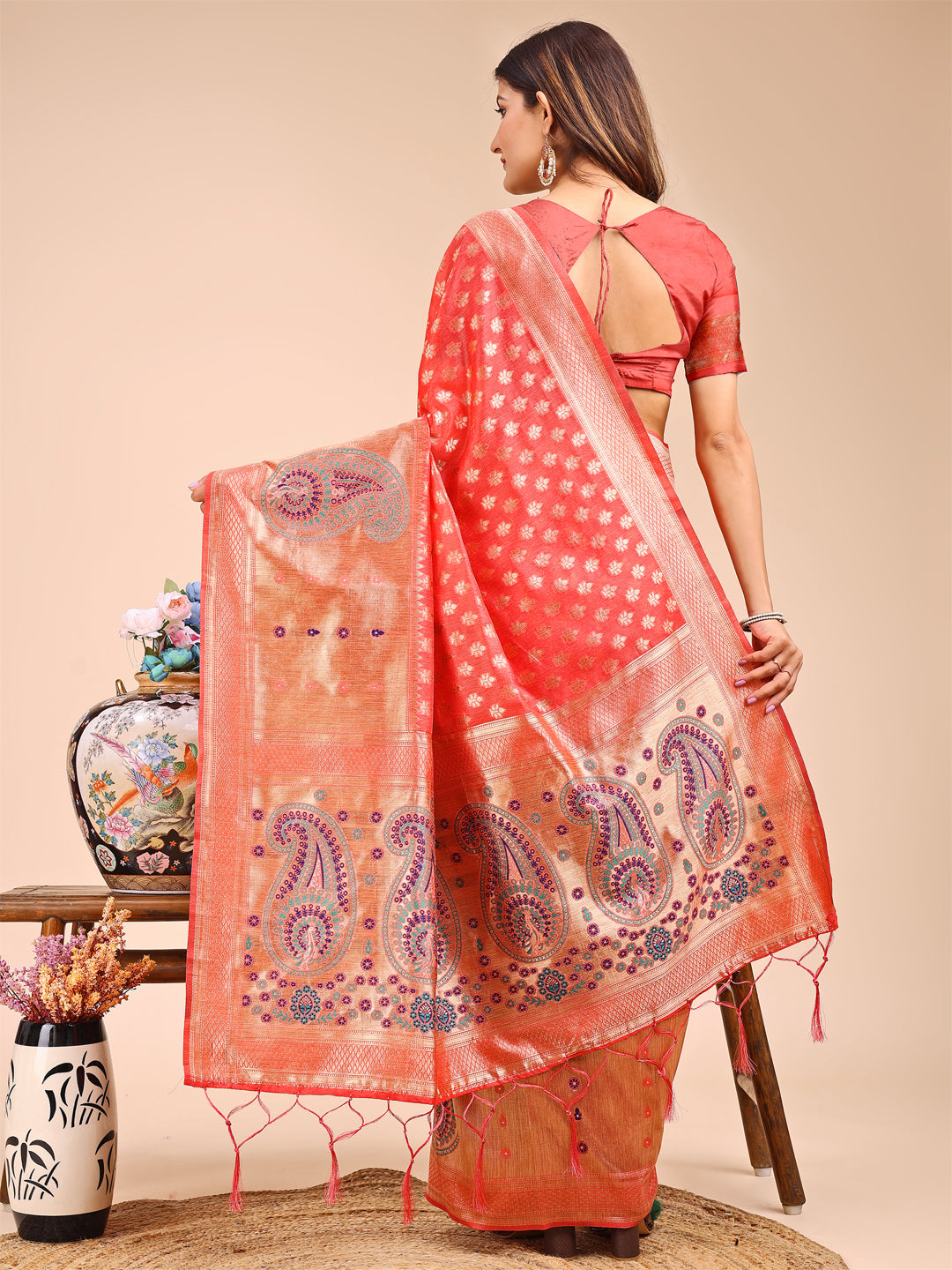 Astita Grace in Every Thread – Peach & Beige Linen Cotton Saree with Royal Paisley Charm