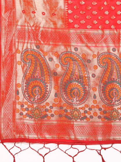Astita Grace in Every Thread – Red & Beige Linen Cotton Saree with Royal Paisley Charm