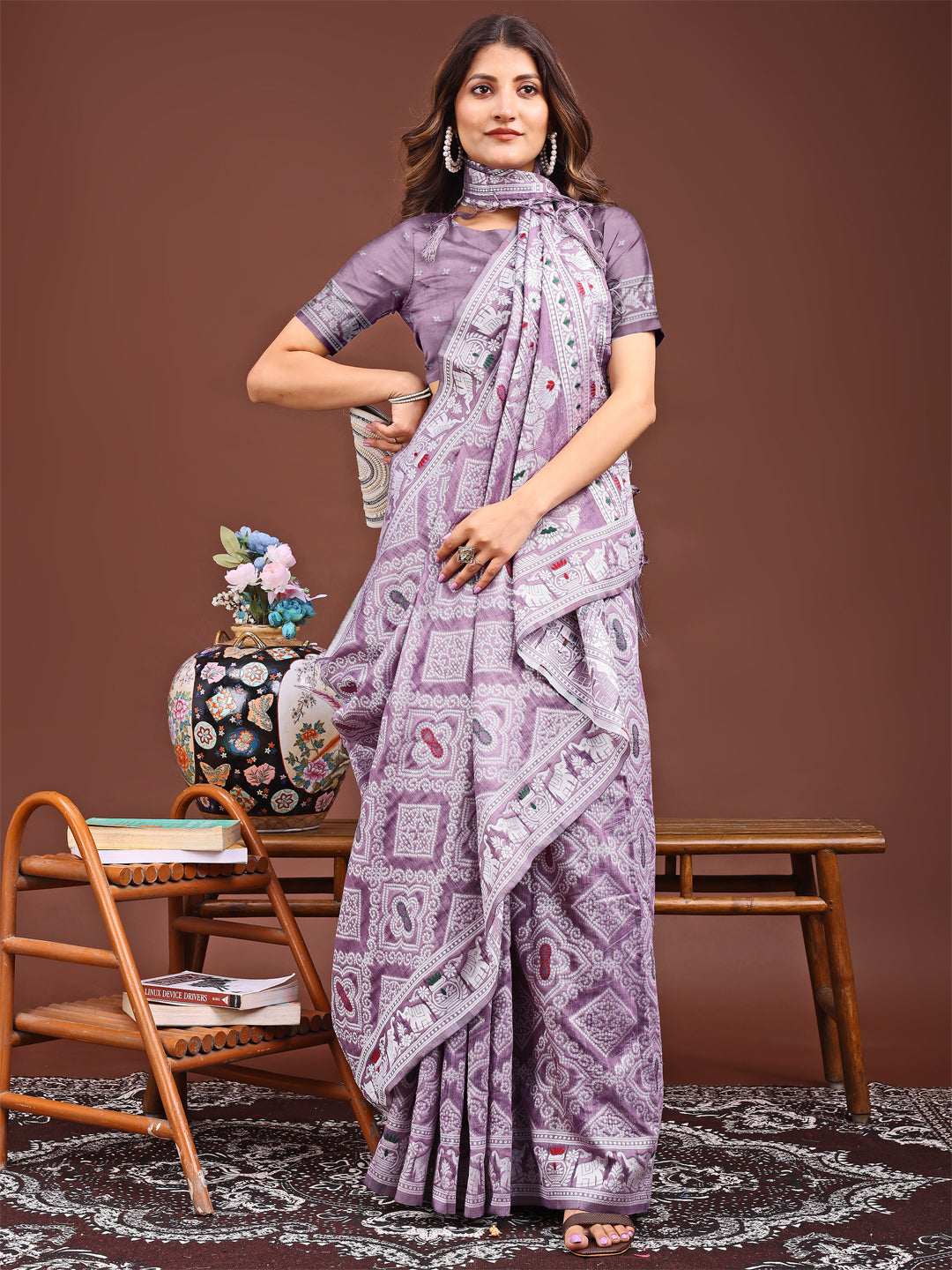 Graceful Purple Printed Saree – A Symphony of Culture and Feminine Charm