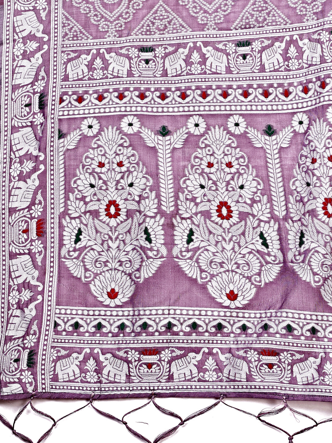 Graceful Purple Printed Saree – A Symphony of Culture and Feminine Charm