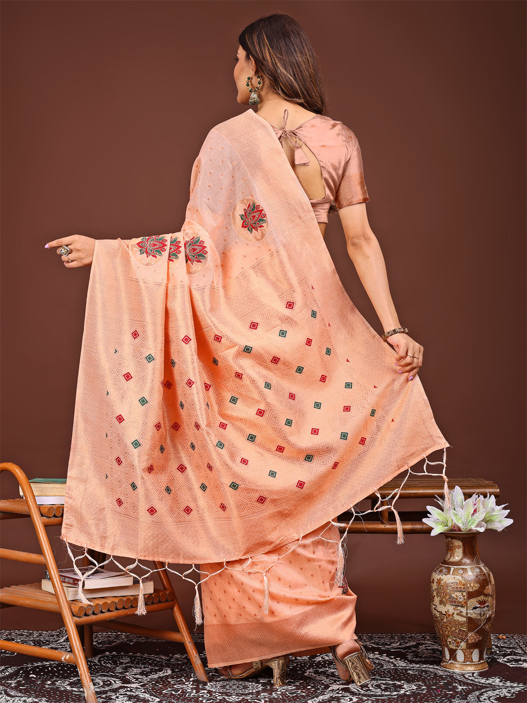 Astita Elegant Peach Woven Work Saree – A Whiff of Tradition Wrapped in Grace