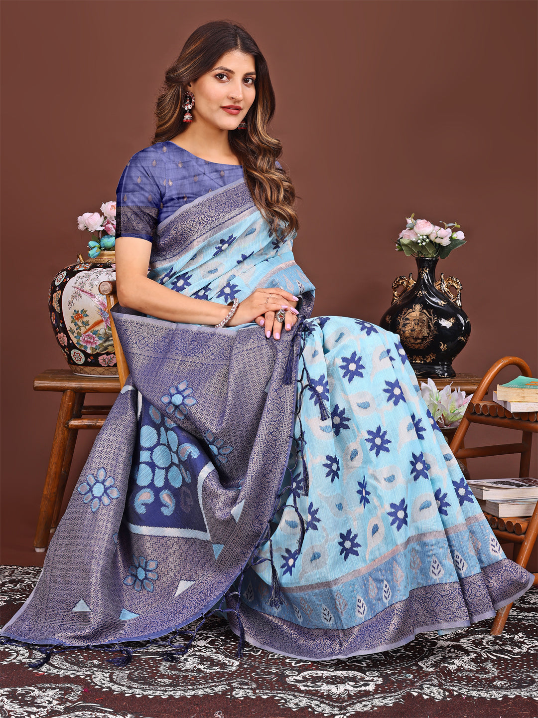 Astita Elegant Blue Linen Cotton Patola Saree – A Refreshing Harmony of Culture and Comfort
