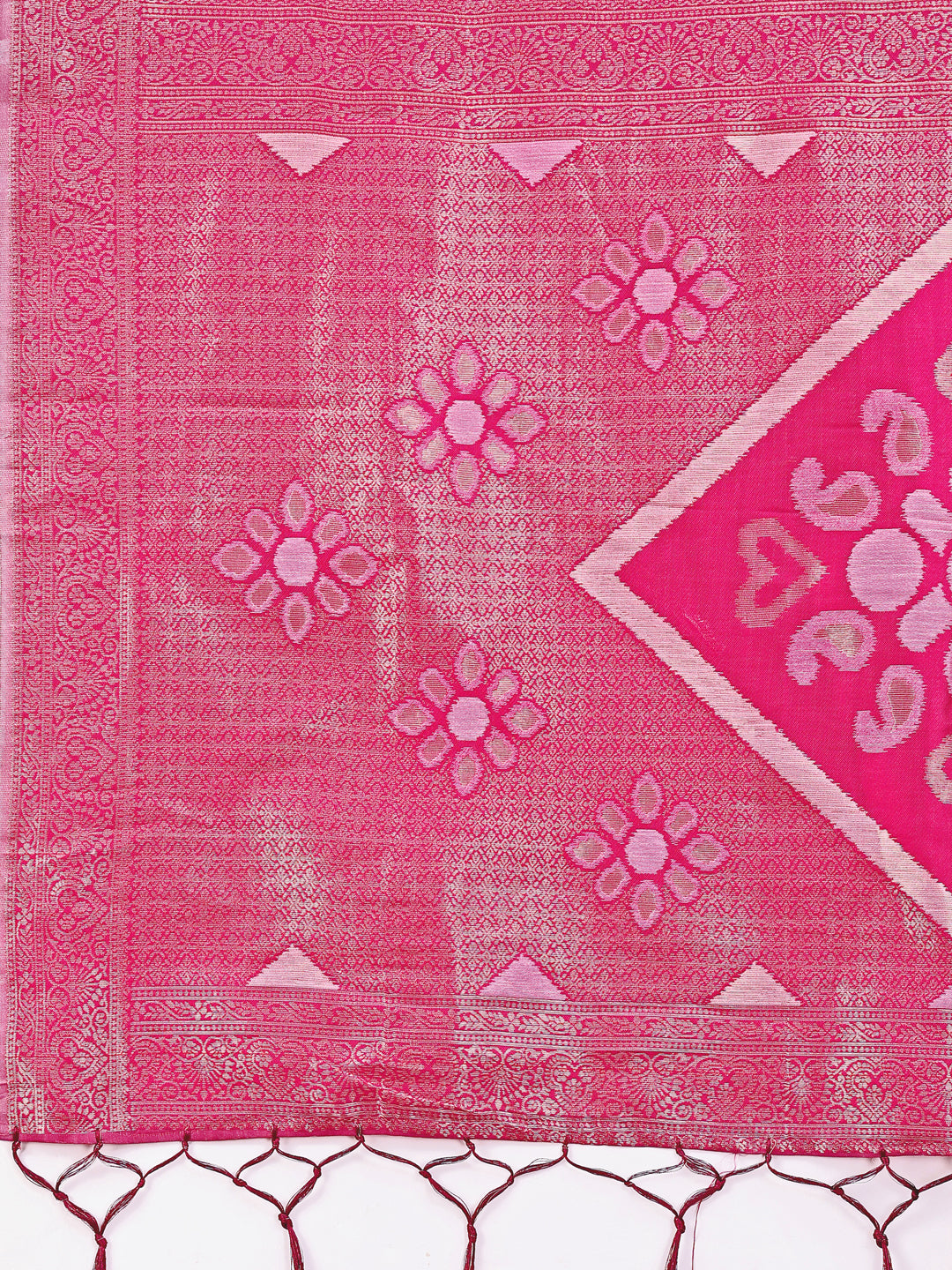 Astita Elegant Pink Linen Cotton Patola Saree – A Refreshing Harmony of Culture and Comfort
