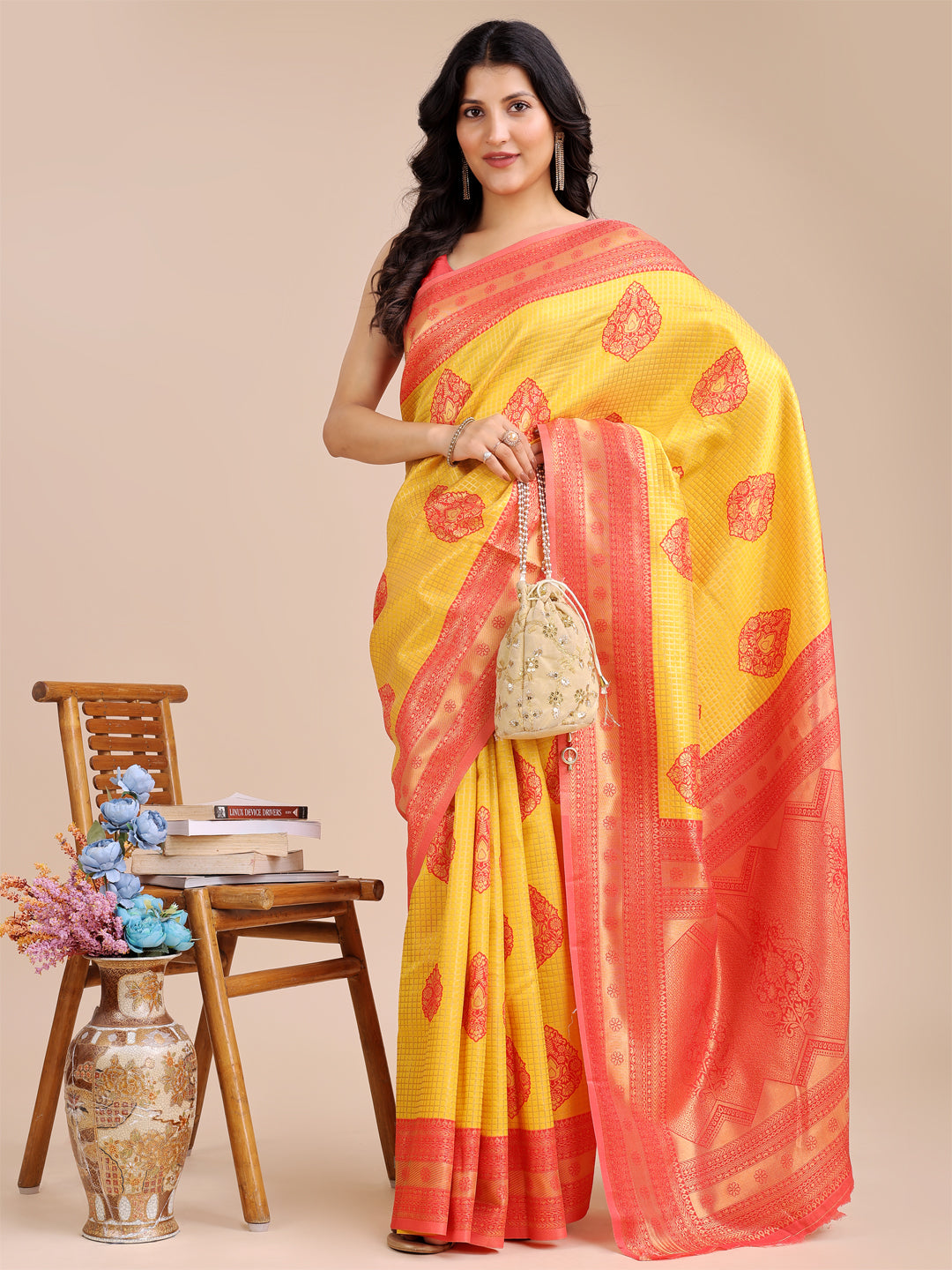 Astita Graceful Yellow Silk Saree – Subtle Sophistication for Every Occasion