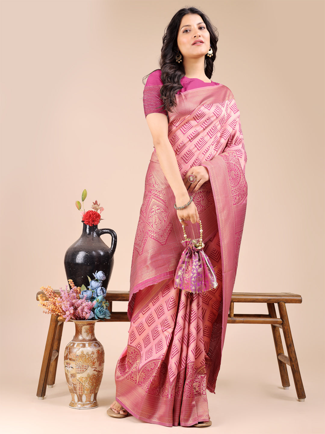 Astita Elegant Light Pink and Magenta Silk Saree – Graceful Artistry with Contemporary Charm
