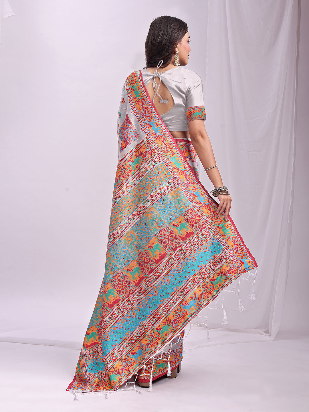 Astita White Linen Cotton Saree with Multicolor Ethnic Print – Soft & Lightweight Saree for Festive, Daily, and Office Wear