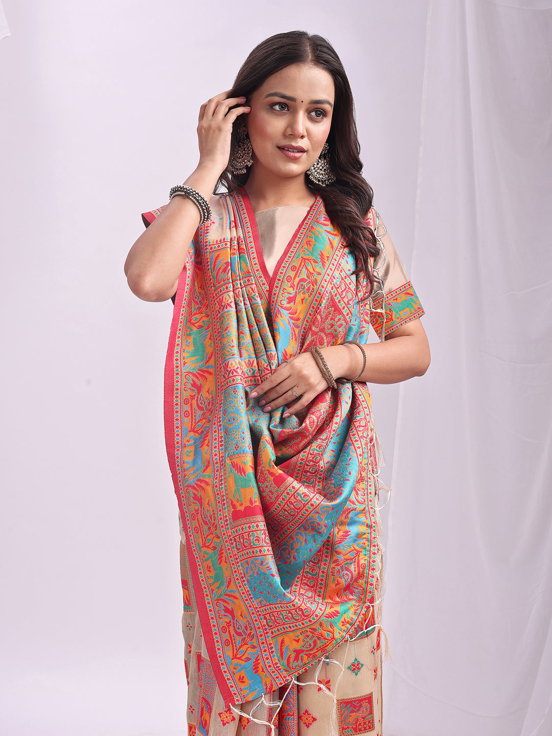 Astita Off White Linen Cotton Saree with Multicolor Ethnic Print – Soft & Lightweight Saree for Festive, Daily, and Office Wear
