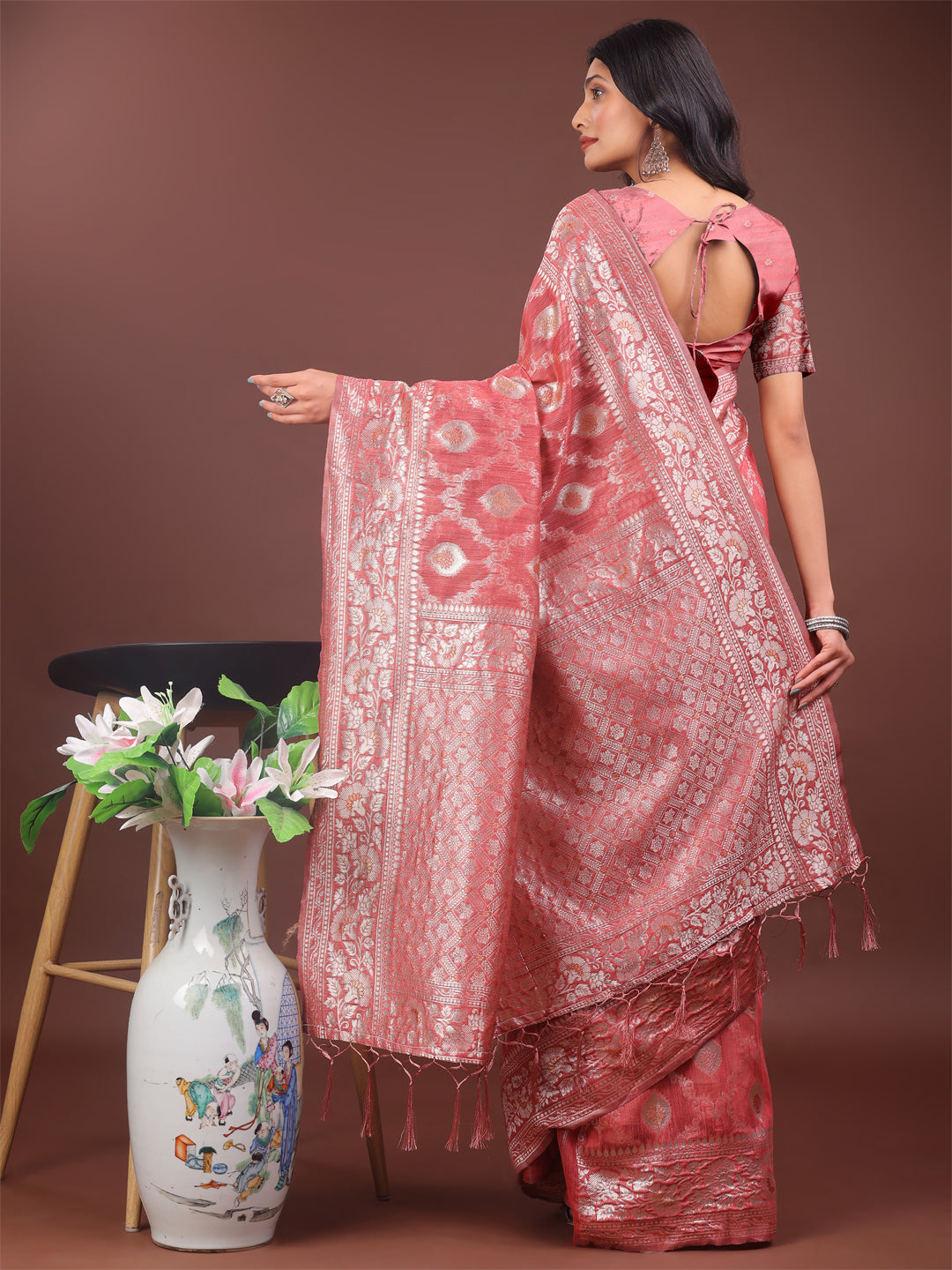 Astita Elegant Peach Linen Cotton Saree with Silver Zari – Perfect Blend of Comfort & Charm