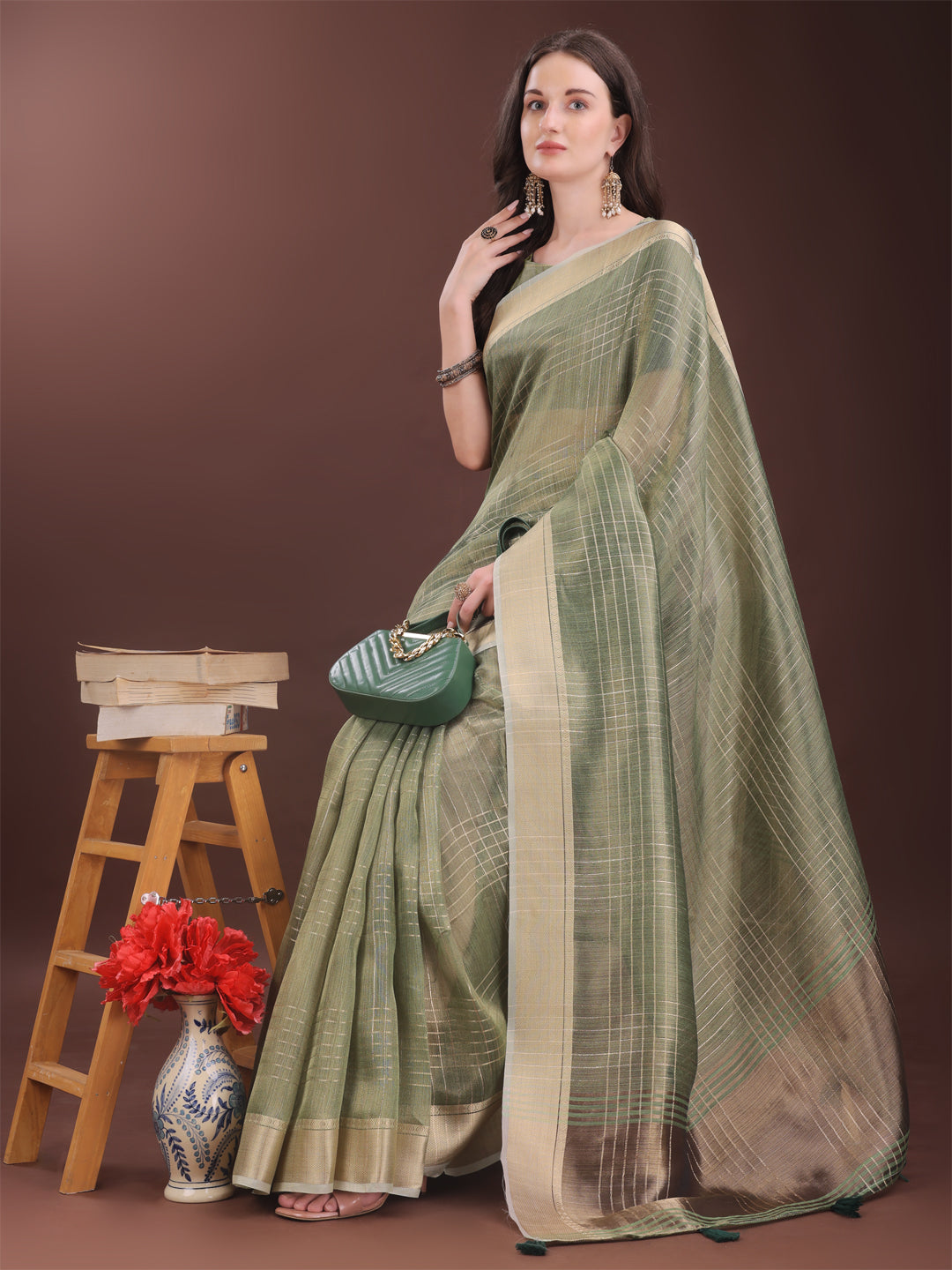 Astita Green Organza Saree with Gold Checked Design – Elegant & Classy Traditional Wear for Formal & Festive Occasions