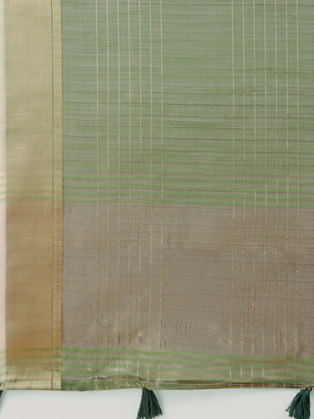 Astita Green Organza Saree with Gold Checked Design – Elegant & Classy Traditional Wear for Formal & Festive Occasions